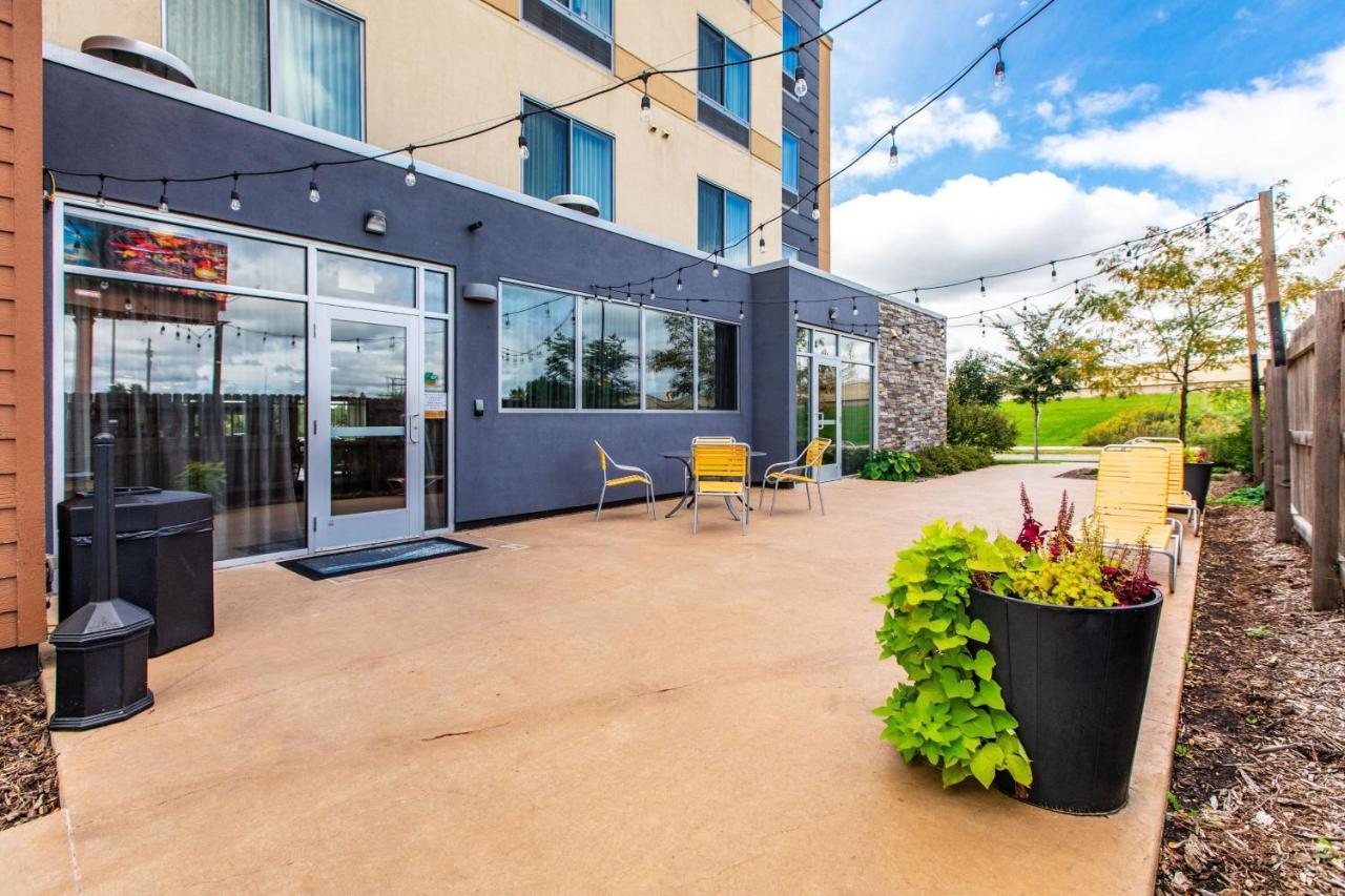 Fairfield Inn & Suites By Marriott Rochester Mayo Clinic Area/Saint Marys Exterior photo